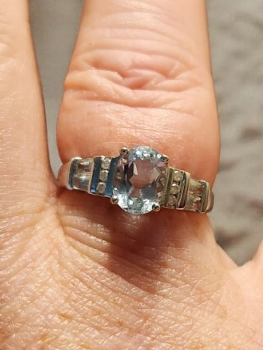 Vintage■ Firm■ 14K    Very Light Topaz Stone Wit Accents/ read Belo》 EUC